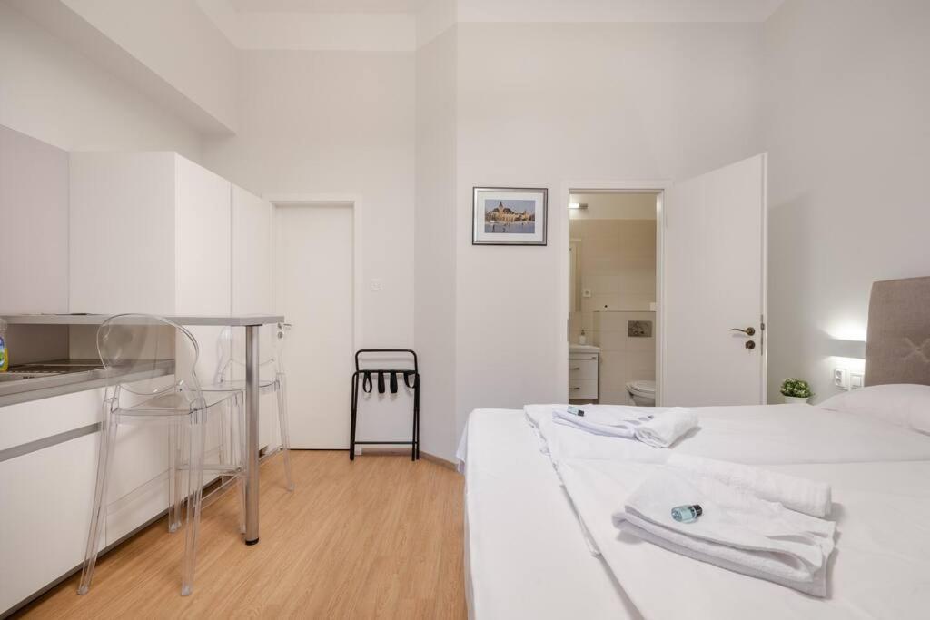 Klauzal Garden City Apartments-Studio K22 Budapest Bagian luar foto