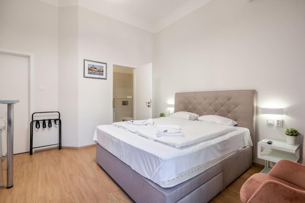 Klauzal Garden City Apartments-Studio K22 Budapest Bagian luar foto